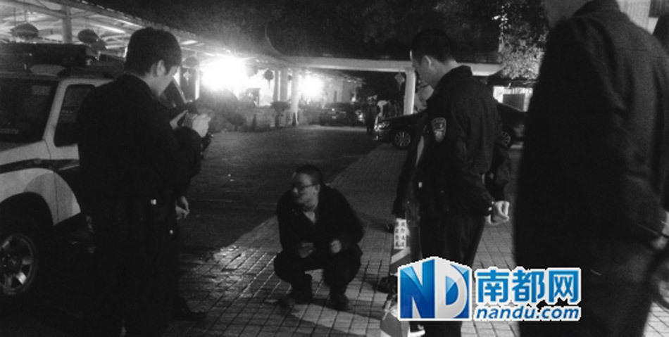 深圳：多名官员酒楼吃娃娃鱼 暴打暗访记者
