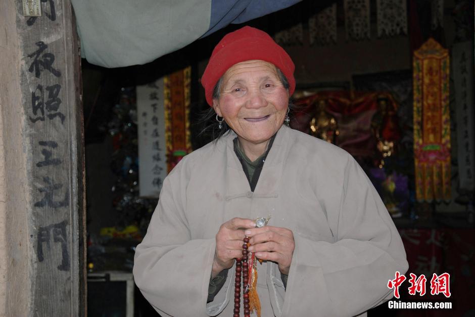冒雪踏访陕西终南山“茅棚隐士”