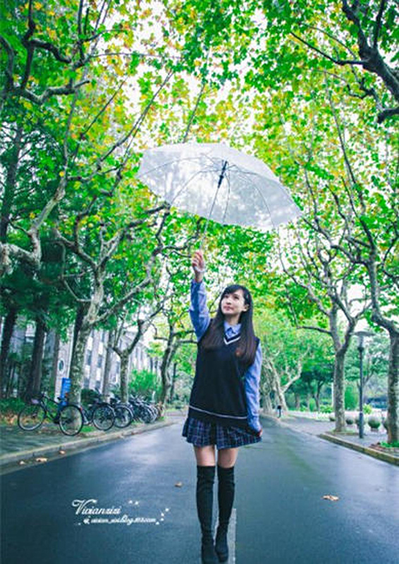 厦门最美校服女生走红 被保送知名高校