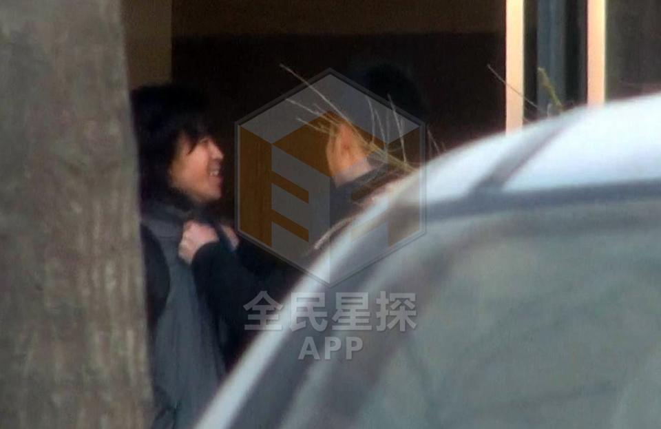 陈赫家人认可陈张恋情 拍戏无人搭理