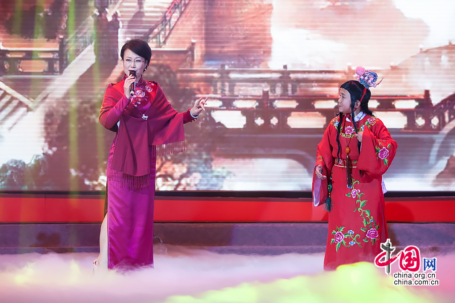 【中国故事】袖珍人的大世界——首届袖珍人春晚纪实