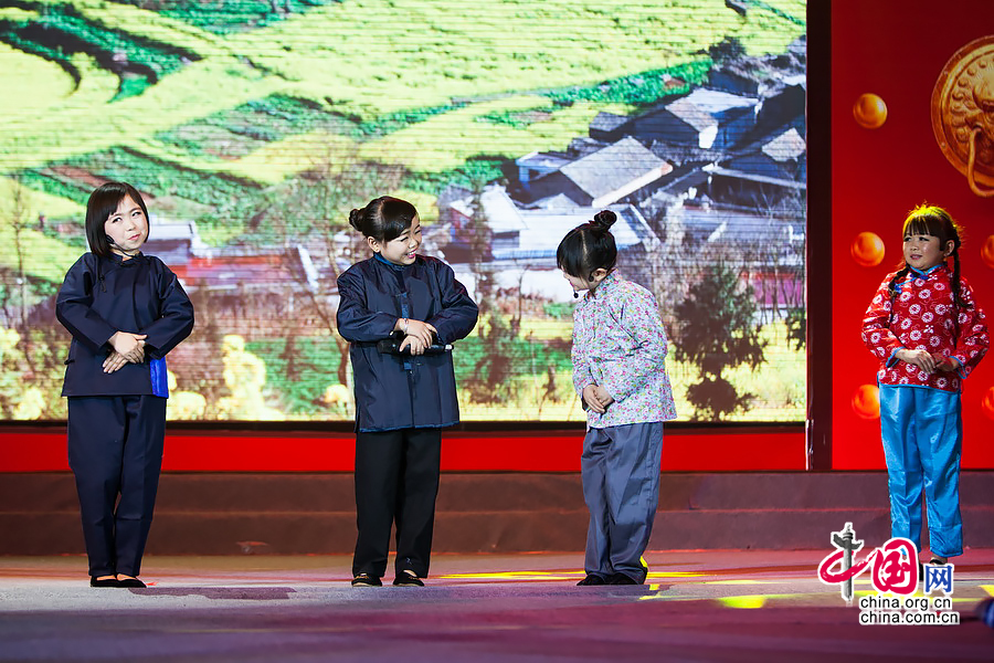 【中国故事】袖珍人的大世界——首届袖珍人春晚纪实