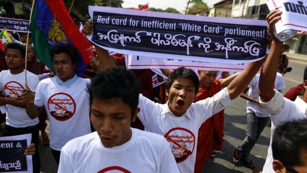 缅甸或就争议宪法进行公投 昂山素季有望参选总统