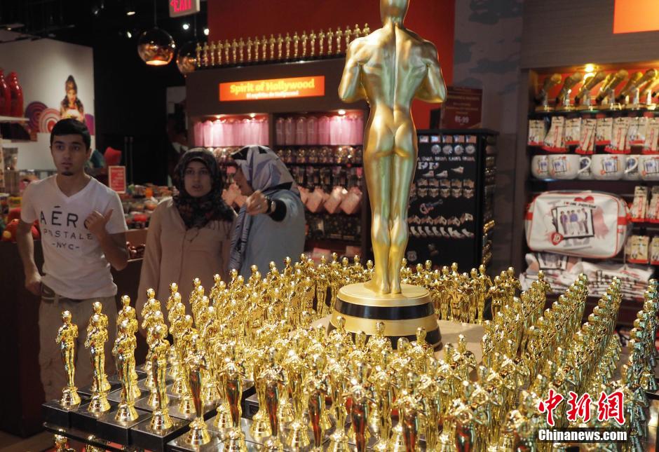 奥斯卡颁奖季“小金人”为好莱坞带来商机