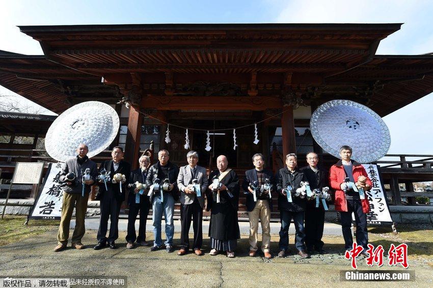 日本兴福寺为19只索尼机器狗举办葬礼