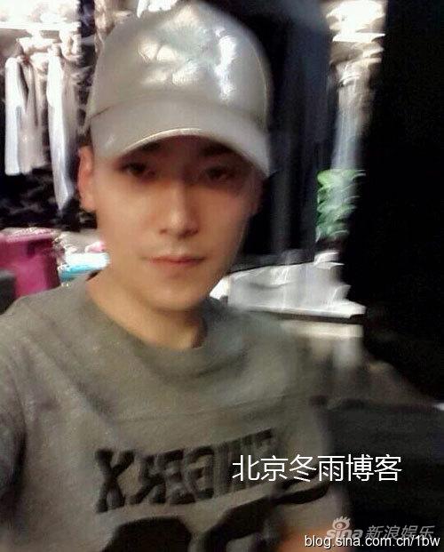 邢捕头范明全家福及26岁帅气继子首曝光
