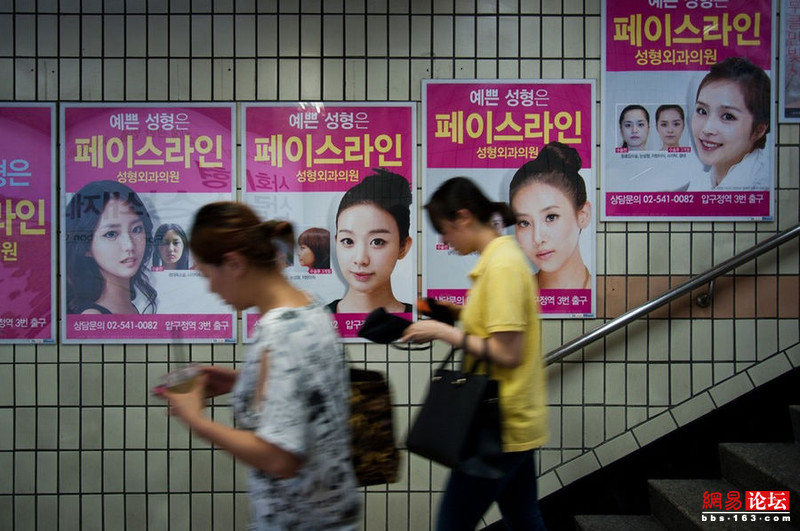 实拍韩国街头未整容女孩：思密达的整容技术果然好赞