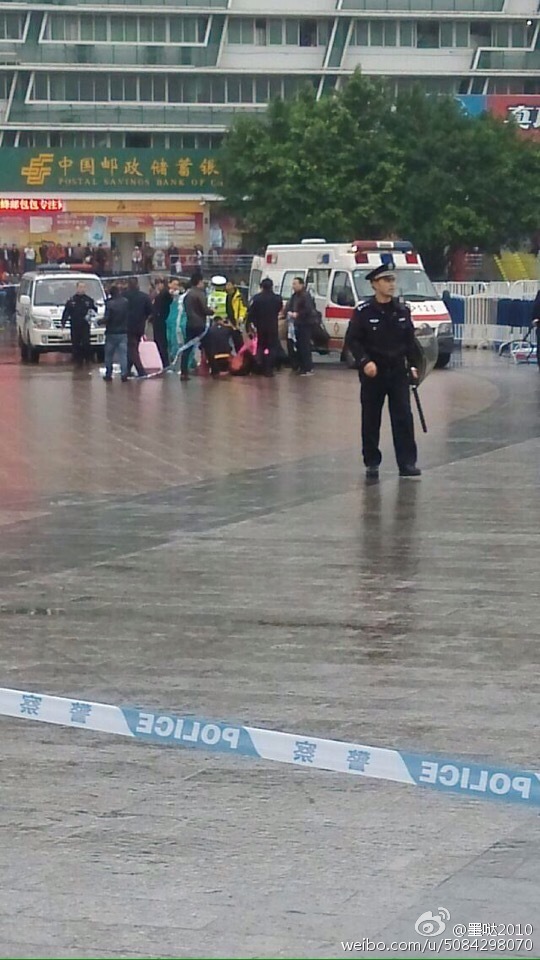 广州火车站发生砍人事件 嫌犯被击毙9人送医