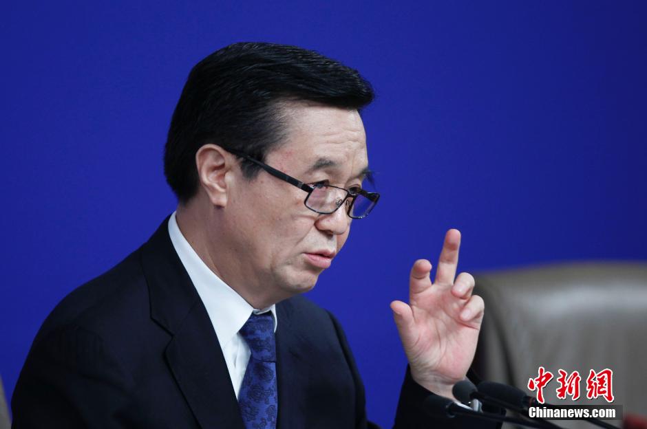 商务部部长高虎城回答中外记者提问