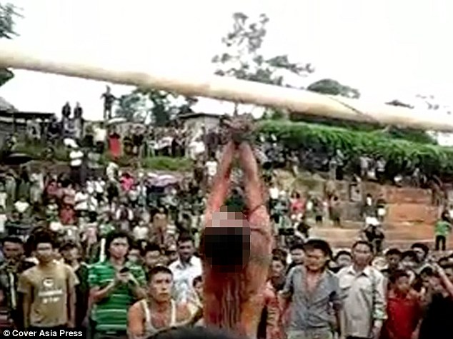 奸杀11岁少女强奸犯被数千民众怒杀
