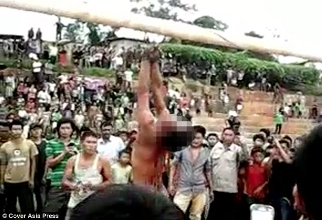 奸杀11岁少女强奸犯被数千民众怒杀