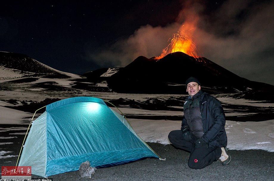 日本樱桃岛出现罕见火山闪电现象