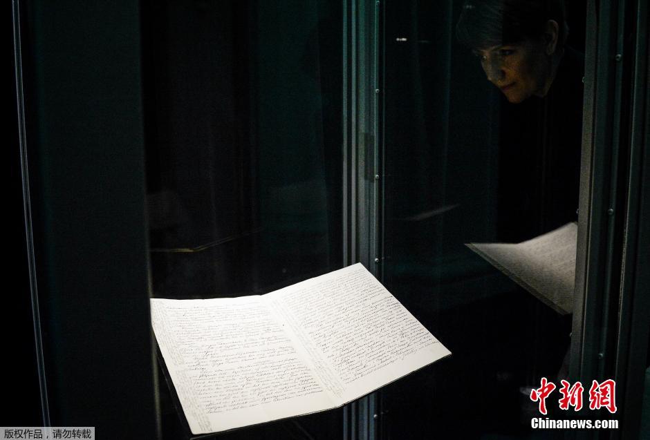 瑞典博物馆首次展出诺贝尔遗嘱手稿