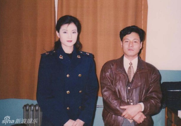 宋祖英年轻时旧照曝光 青涩甜美气质佳（组图）