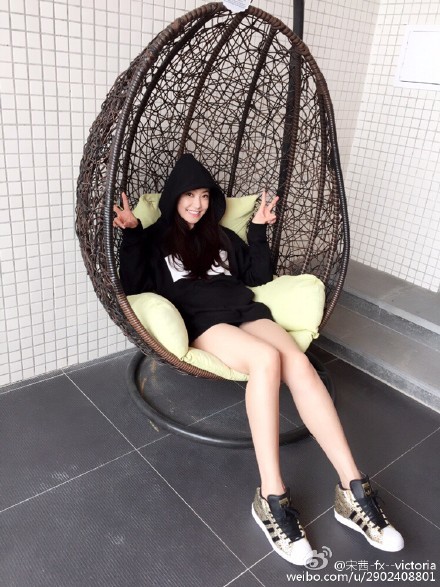 盘点娱乐圈美腿女歌手