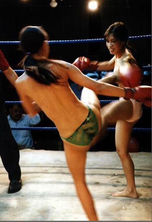 泰国地下女子裸体泰拳比赛照曝光