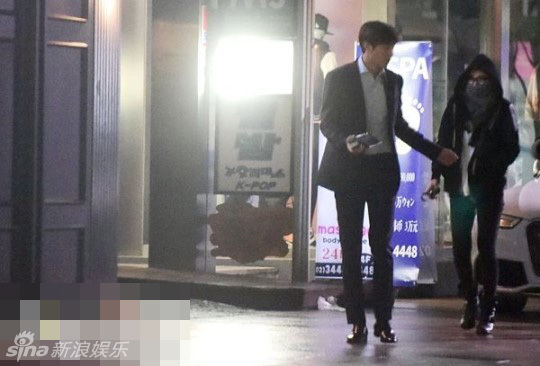 李敏镐秀智秘密约会被拍 口罩遮面同行