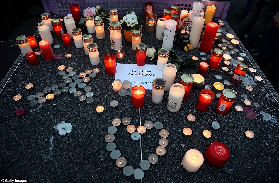 德国民众悼念A320客机遇难师生