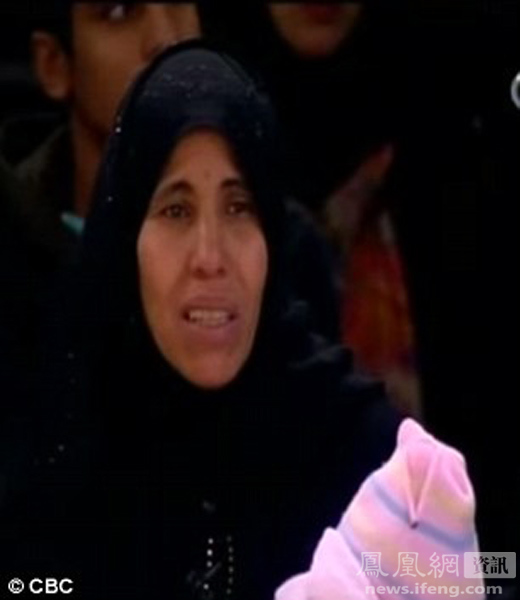 埃及：母亲为了孩子扮43年男人支撑整个家