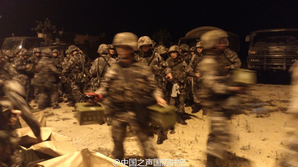 福建漳州古雷PX项目爆炸 南京军区31集团军防化营出动