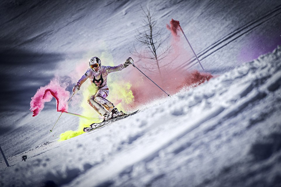 澳滑雪冠军挑战极限“彩虹”滑雪 美轮美奂