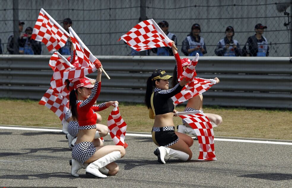 F1中国赛赛车女郎11年靓影：从性感到端庄