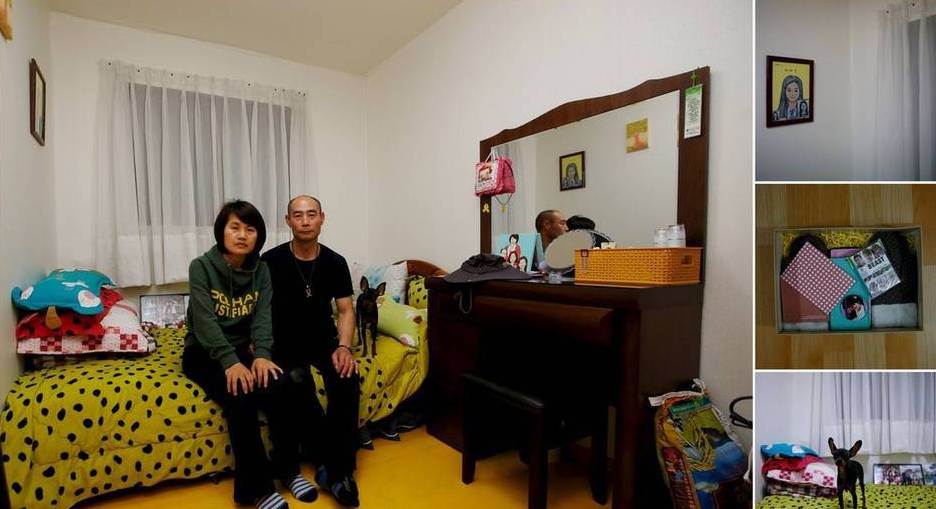 图片故事：韩国沉船一周年 父母家中盼儿归 