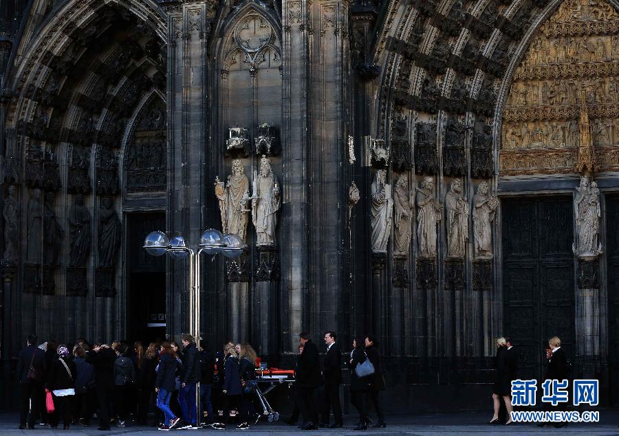 科隆大教堂举行德翼坠机事件遇难者追悼会