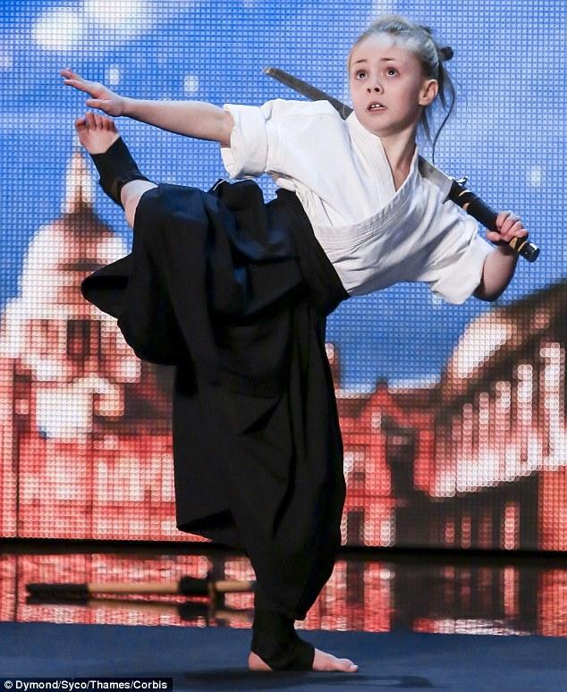 9岁女童武艺惊艳英国达人秀