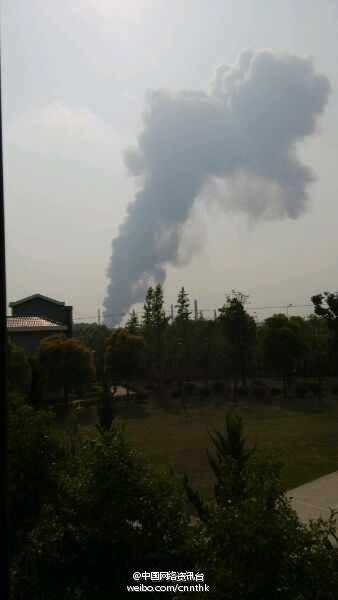 江苏扬州一农药厂发生爆炸起火