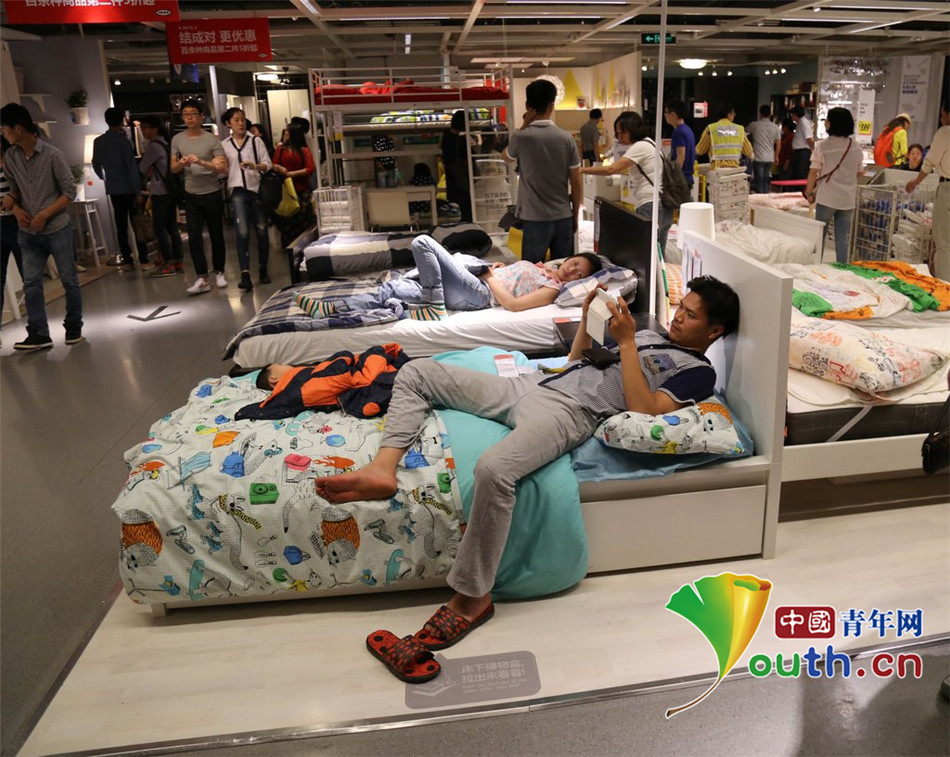 南京：宜家新规难阻“蹭睡族”
