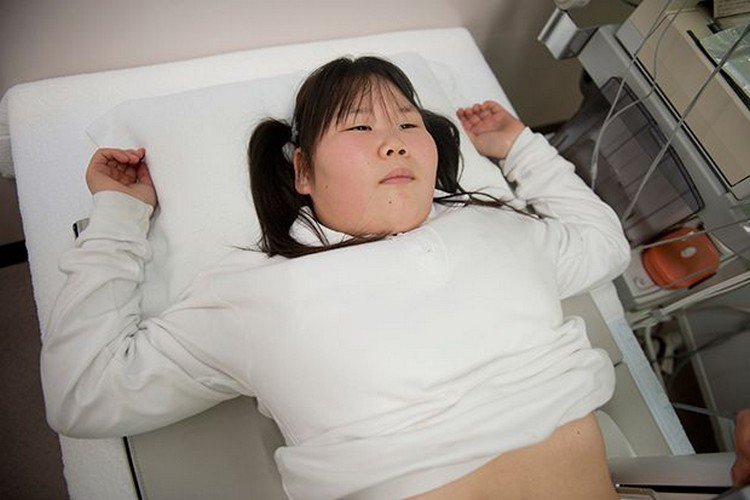 日本减肥医院11岁胖女孩的日常 