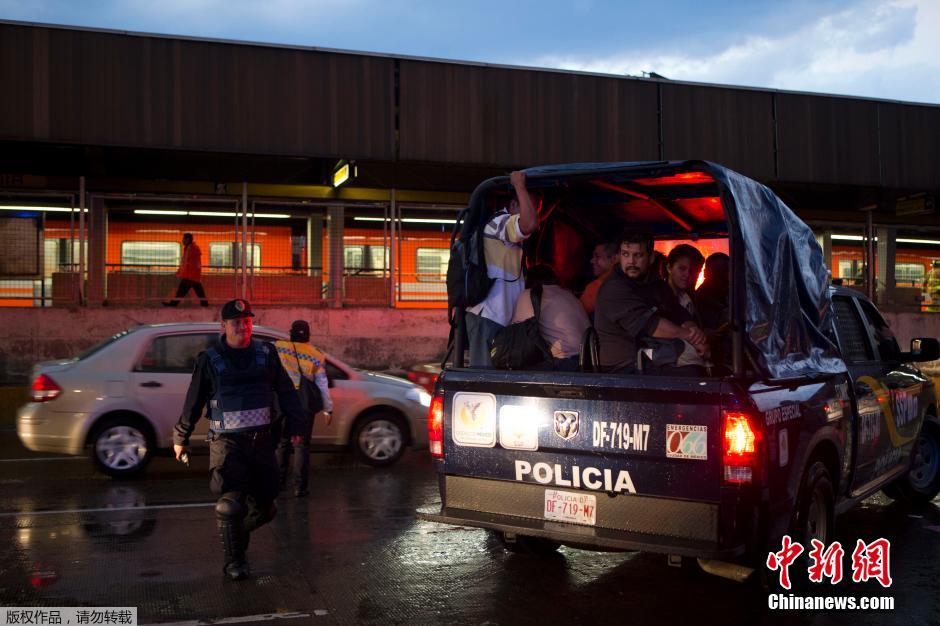 墨西哥首都两地铁列车相撞 多人受伤[4]- 中国日