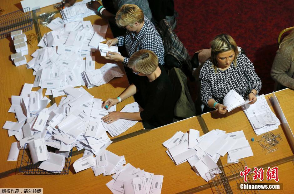 英国大选开始计票工作 两大党胜负难料[1]