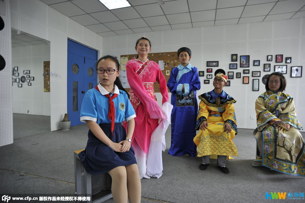 成都某中学开《甄嬛传》戏剧选修课 上线两秒被抢光