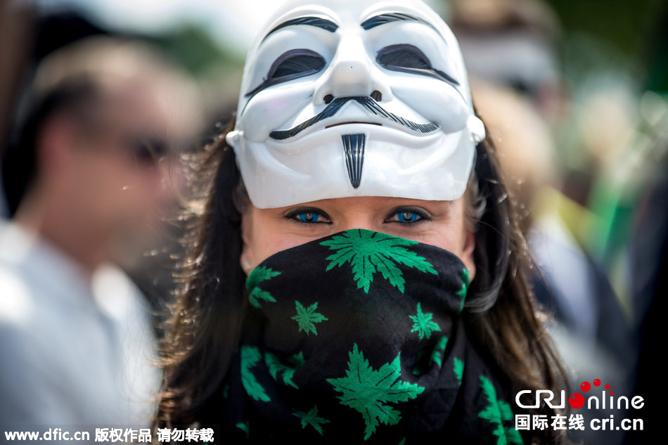 欧洲各国举行百万大麻游行 呼吁大麻合法化