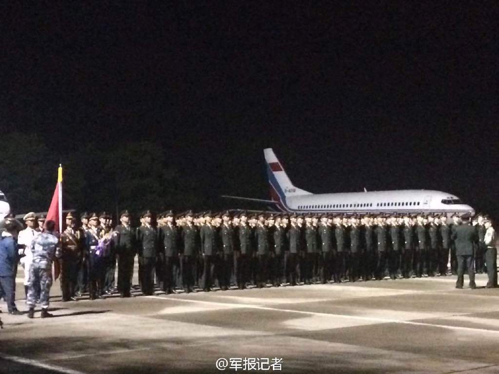 解放军三军仪仗队完成红场受阅任务抵京