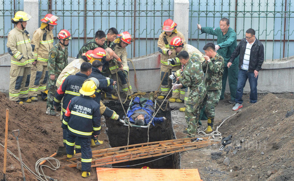 沈阳在建地铁塌方 一名工人遇难
