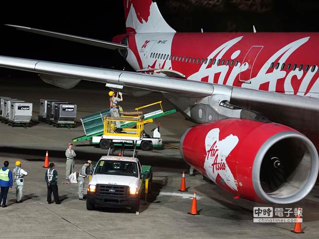 亚航X一架A330疑因发动机起火迫降桃园机场