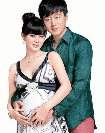 明星奉子成婚成风 贾静雯二度“带球进门”