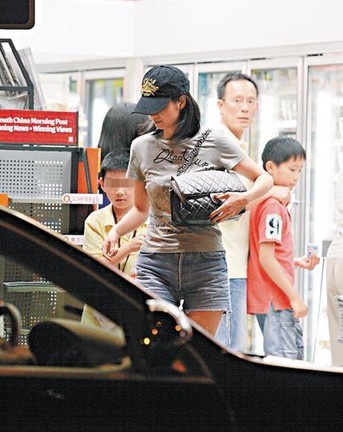 明星奉子成婚成风 贾静雯二度“带球进门”