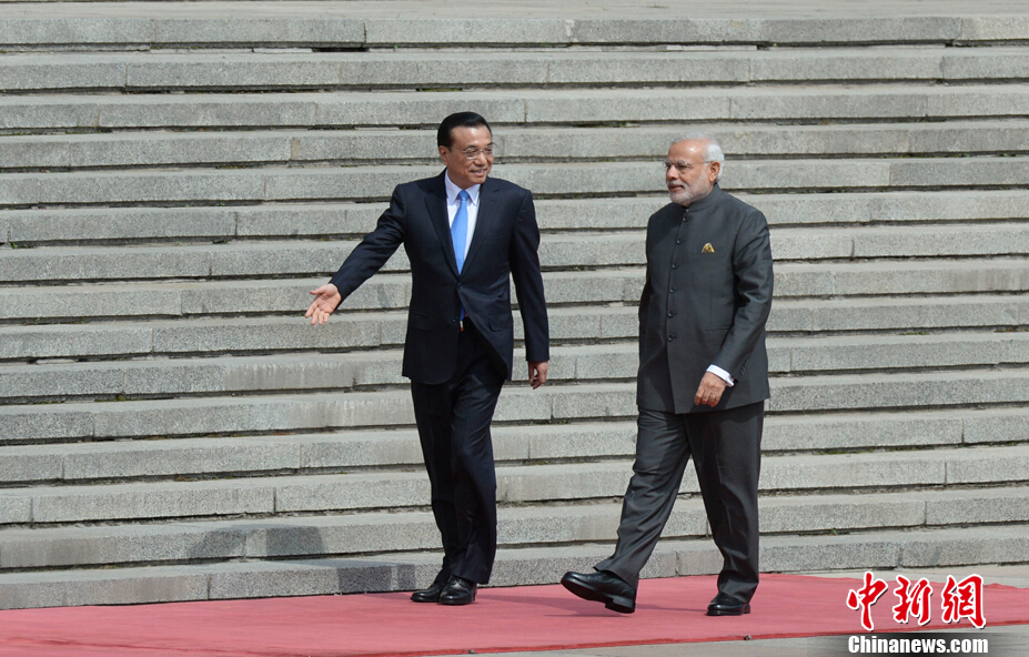 李克强举行仪式欢迎印度总理莫迪访华