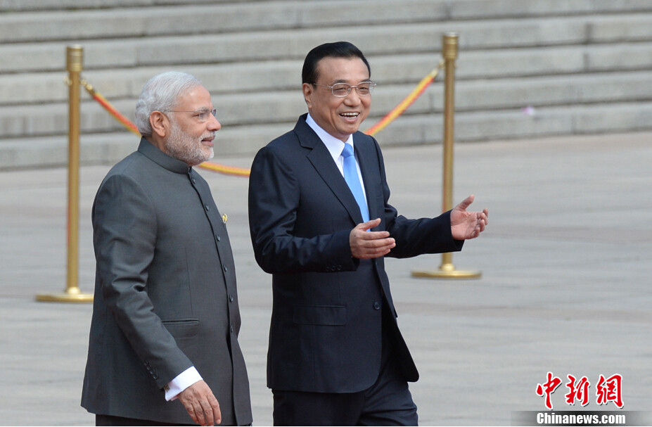 李克强举行仪式欢迎印度总理莫迪访华