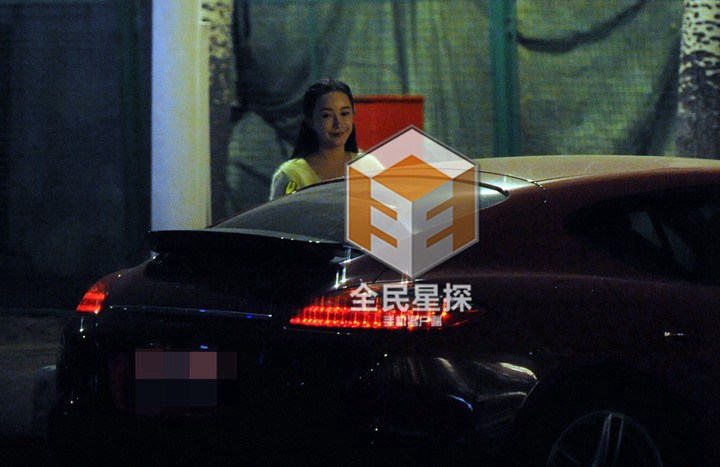 冯绍峰夜会嫩模疑交新欢 模特出身演员兼歌手