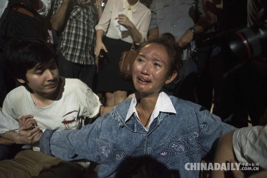<SPAN>泰国军政府掌权1周年 学生示威遭逮捕</SPAN>