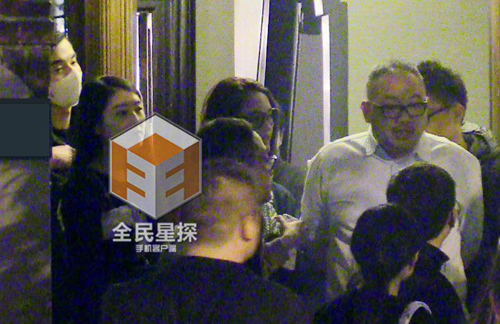 京沪痴缠爱相随 李沁金世佳恋情大白