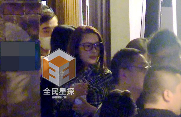 京沪痴缠爱相随 李沁金世佳恋情大白