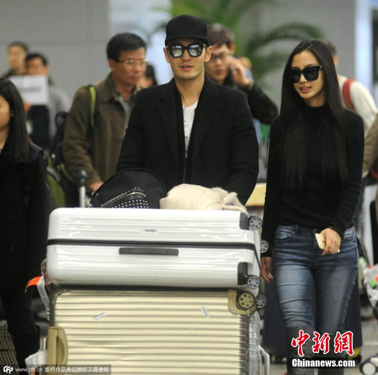 黄晓明与Angelababy成婚 恋爱过程甜蜜回顾