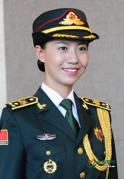 解放军三军仪仗队大量美图曝光 优雅帅气