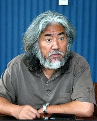 杨幂小S脚臭吴尊不洗澡 盘点特殊癖好的明星
